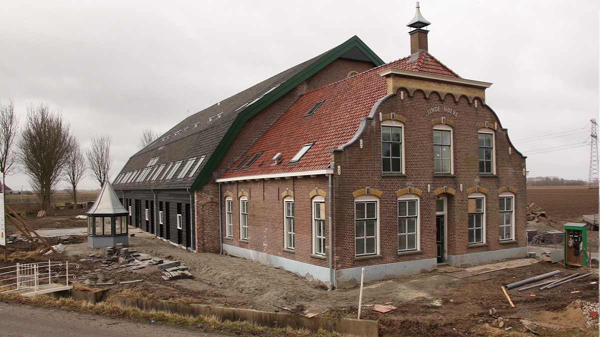 De Lindehoeve woonboerderij voor gehandicapten te Mookhoek